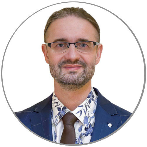 j.kasprzyk.jpg (50 KB)